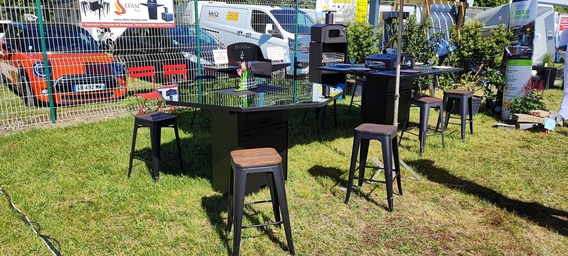 Barbecue Octogonale plateau verre noir