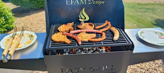 Barbecue Terrasse tablettes en inox brosé en activité